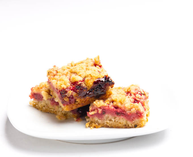 Stay Calm and Carry Strawberry Basil Crumb Bars (in your purse “for later”)