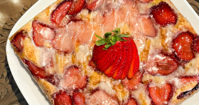 Coming Up Roses: Strawberry Lime Almond Snacking Cake