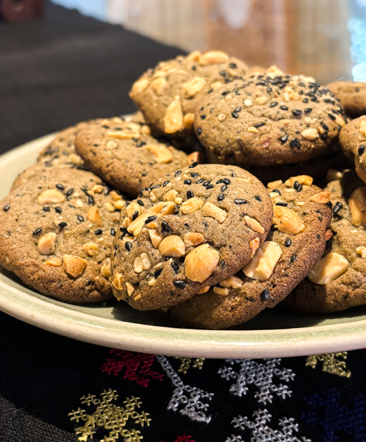 Good Luck With These Cookies! Peanut and Black Sesame Sand Cookies