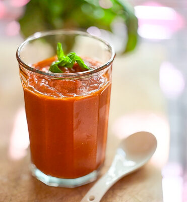 That Little Black Dress: Simple Marinara Sauce